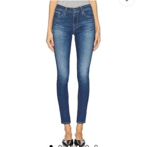 NWT AG Women's Farrah Mid Rise Skinny Jean Size 28